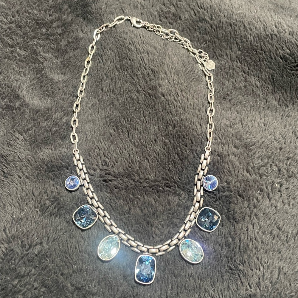 Elegant Silver Necklace with Blue Swarovski Crystals